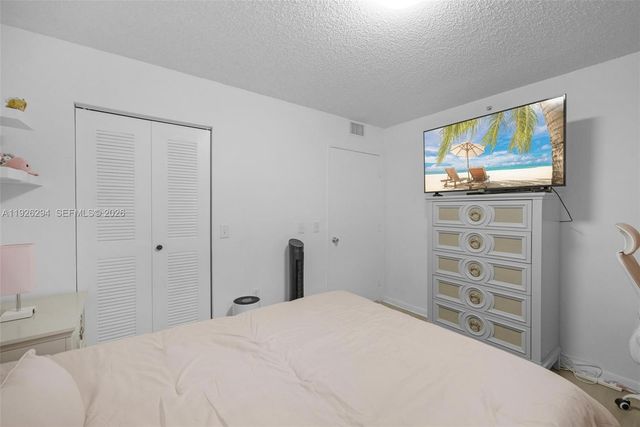 900 SW 142nd Avenue 306L, Pembroke Pines, FL 33027