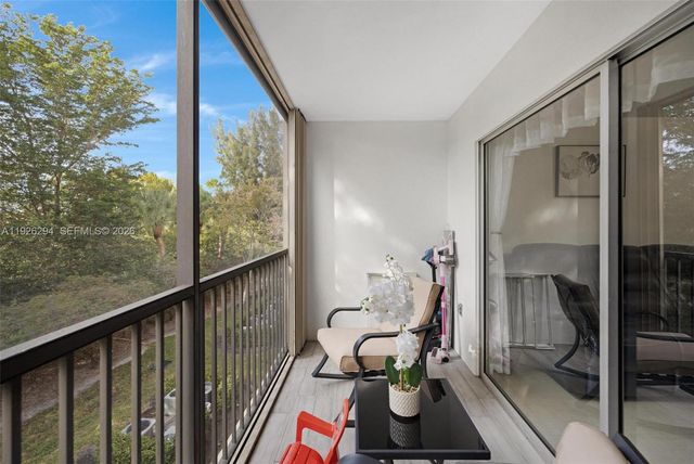 900 SW 142nd Avenue 306L, Pembroke Pines, FL 33027