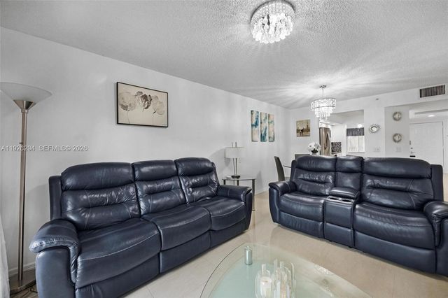 900 SW 142nd Avenue 306L, Pembroke Pines, FL 33027