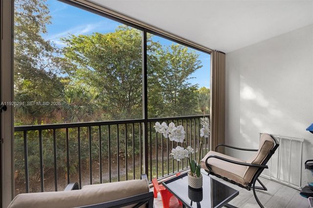 900 SW 142nd Avenue 306L, Pembroke Pines, FL 33027