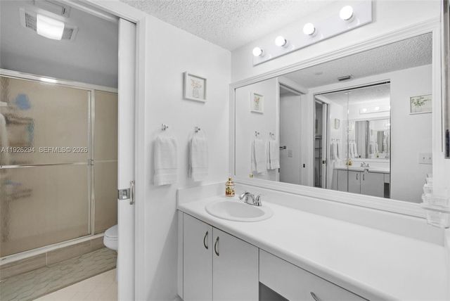900 SW 142nd Avenue 306L, Pembroke Pines, FL 33027