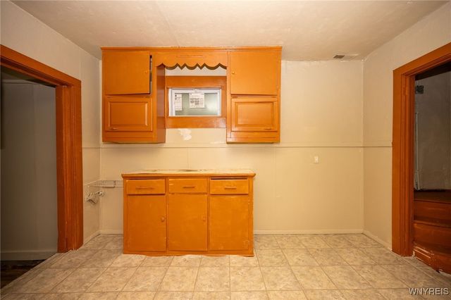 965 Walden Avenue, Buffalo, NY 14211