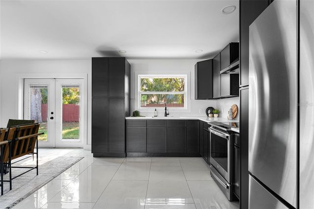 4808 W BAY COURT AVENUE, Tampa, FL 33611