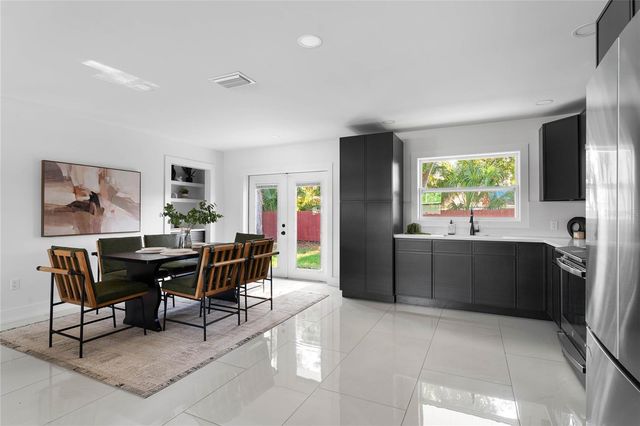 4808 W BAY COURT AVENUE, Tampa, FL 33611