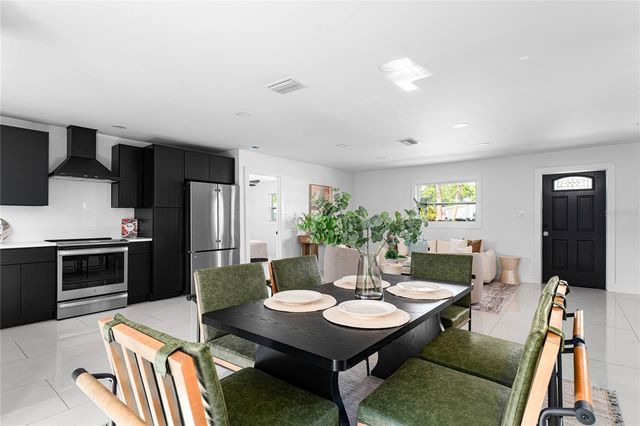 4808 W BAY COURT AVENUE, Tampa, FL 33611