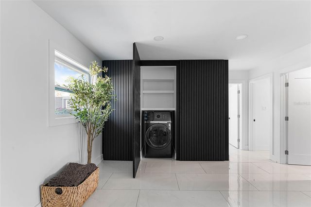 4808 W BAY COURT AVENUE, Tampa, FL 33611