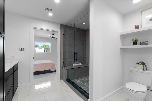 4808 W BAY COURT AVENUE, Tampa, FL 33611