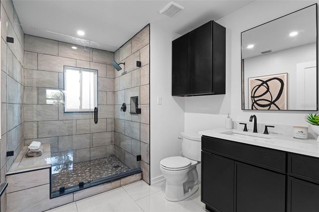 4808 W BAY COURT AVENUE, Tampa, FL 33611