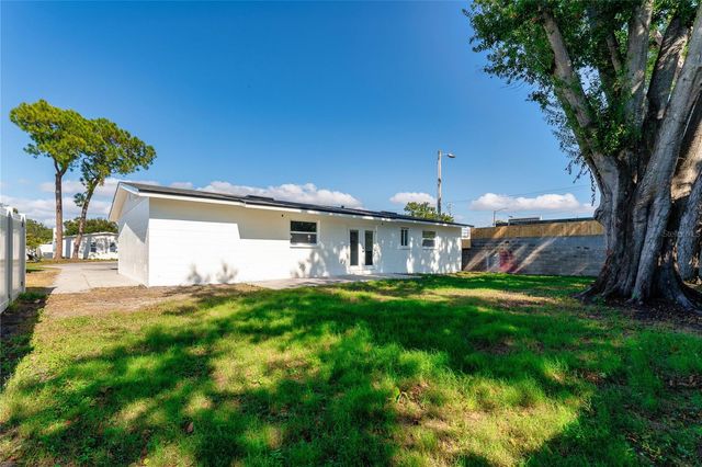 4808 W BAY COURT AVENUE, Tampa, FL 33611