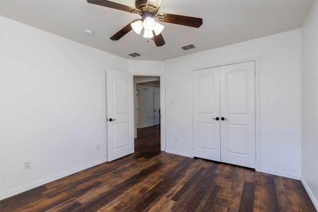 394 Teague Drive, Lewisville, TX 75067