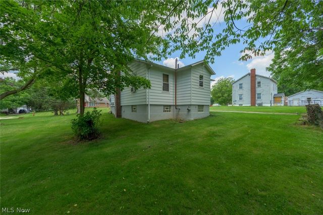 408 Newton Street, Tallmadge, OH 44278