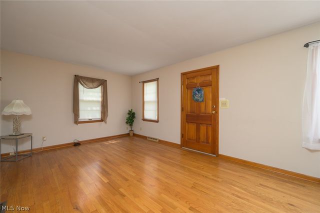 408 Newton Street, Tallmadge, OH 44278