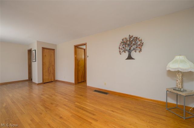 408 Newton Street, Tallmadge, OH 44278