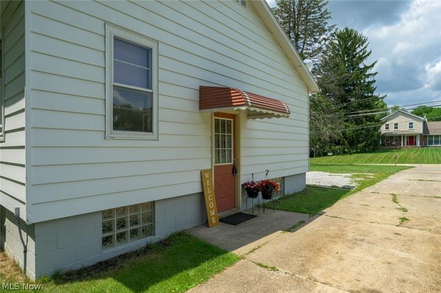 408 Newton Street, Tallmadge, OH 44278
