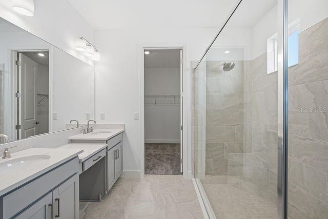 1558 TRAILHEAD LANE, Zephyrhills, FL 33541