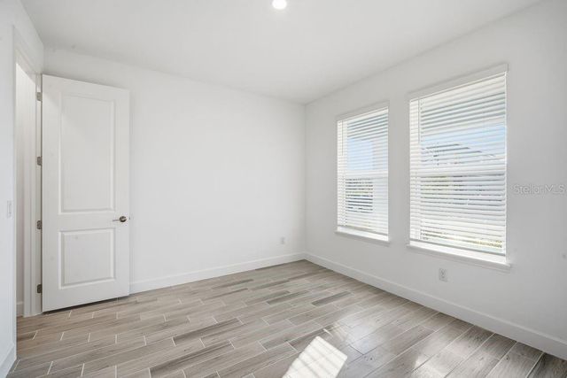 1558 TRAILHEAD LANE, Zephyrhills, FL 33541