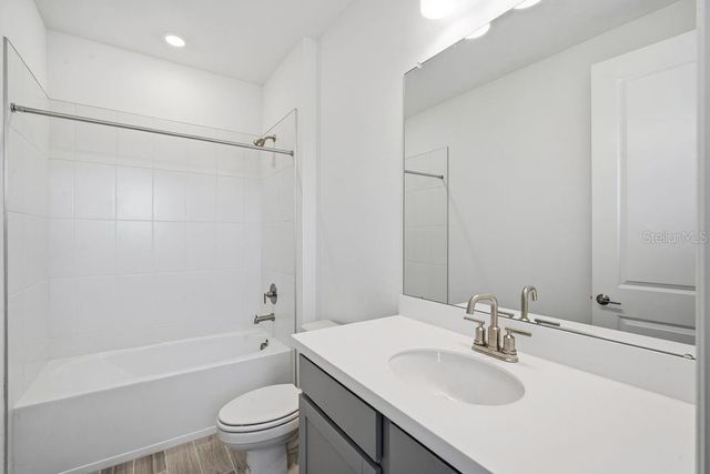 1558 TRAILHEAD LANE, Zephyrhills, FL 33541