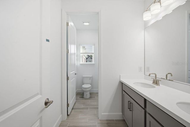 1558 TRAILHEAD LANE, Zephyrhills, FL 33541