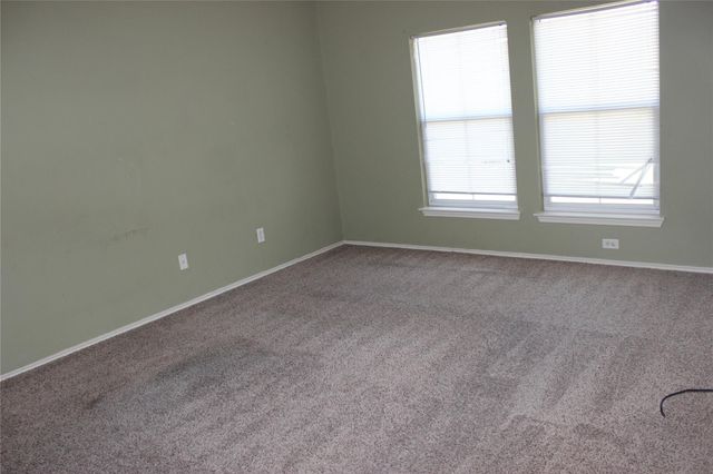 346 Strawn, Kyle, TX 78640