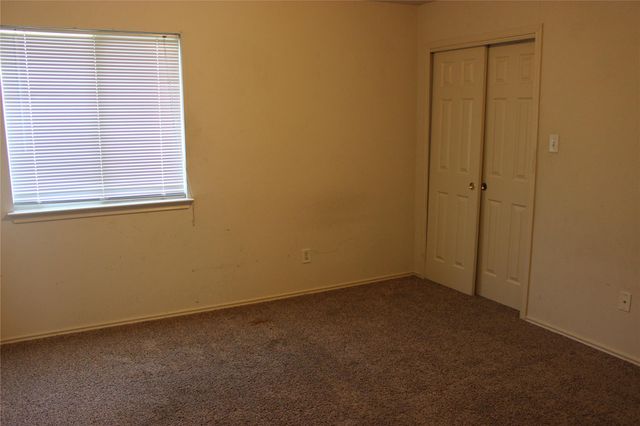 346 Strawn, Kyle, TX 78640