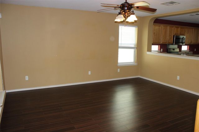 346 Strawn, Kyle, TX 78640