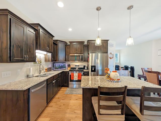 6966 94th Street S, Cottage Grove, MN 55016