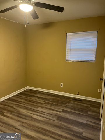 650 Robert E Lee Parkway, Jonesboro, GA 30238