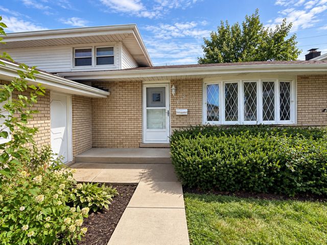 10321 Lacrosse Avenue, Oak Lawn, IL 60453