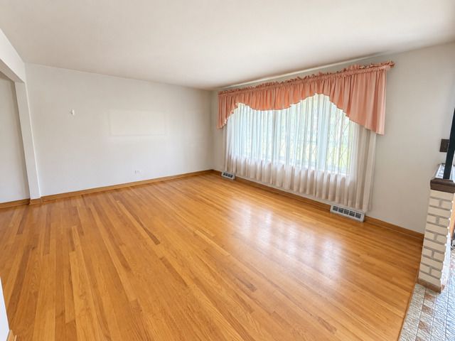 10321 Lacrosse Avenue, Oak Lawn, IL 60453
