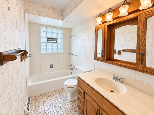 10321 Lacrosse Avenue, Oak Lawn, IL 60453