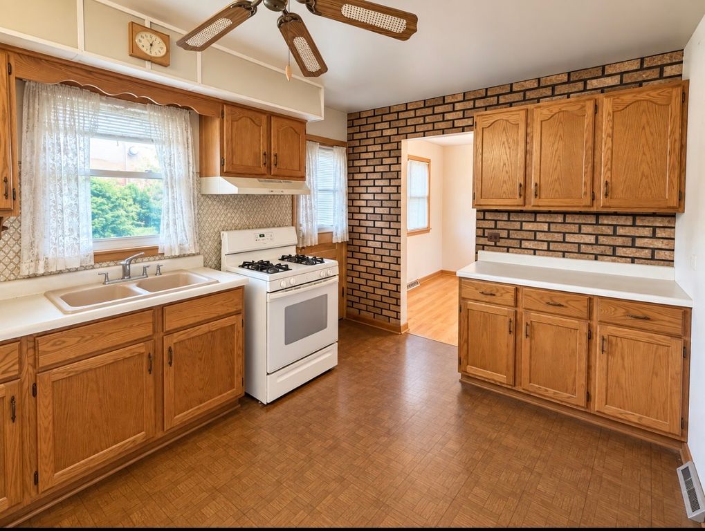 10321 Lacrosse Avenue, Oak Lawn, IL 60453 — photo 5