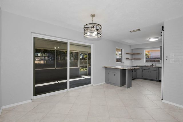 5449 63RD WAY N, St Petersburg, FL 33709