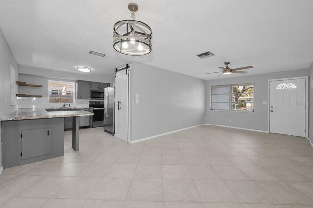 5449 63RD WAY N, St Petersburg, FL 33709