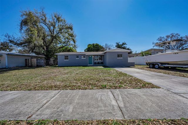 5449 63RD WAY N, St Petersburg, FL 33709