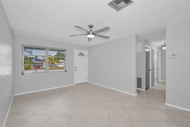 5449 63RD WAY N, St Petersburg, FL 33709