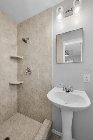 5449 63RD WAY N, St Petersburg, FL 33709