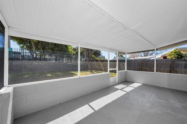 5449 63RD WAY N, St Petersburg, FL 33709