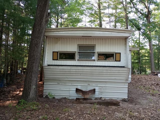 404 Lockwood Drive, Gladwin, MI 48624