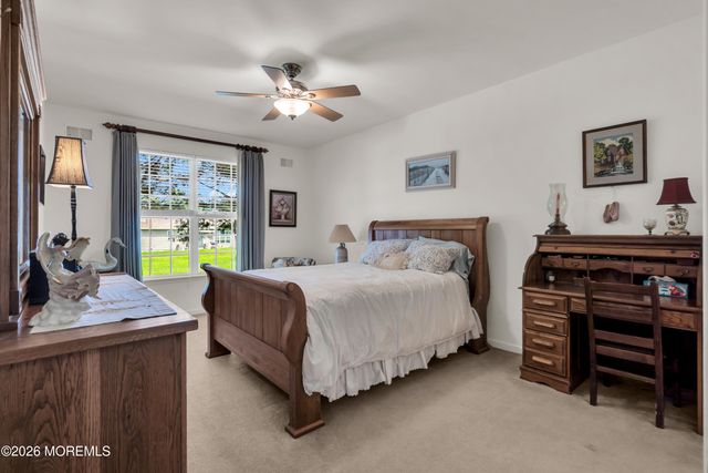 8 Fennel Court, Whiting, NJ 08759
