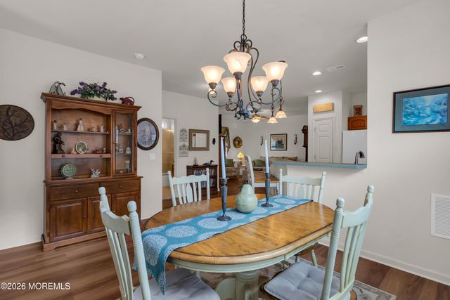 8 Fennel Court, Whiting, NJ 08759