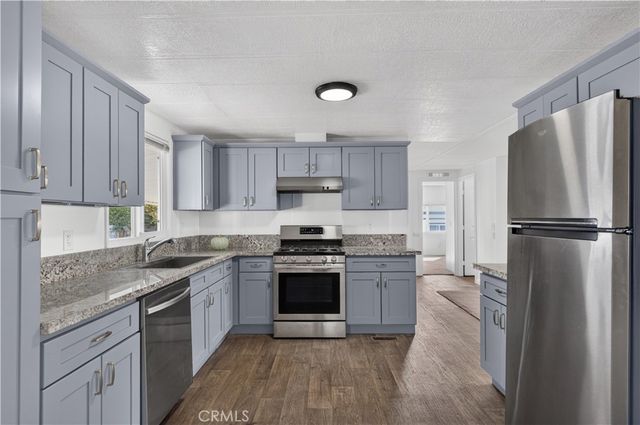 929 E Foothill Boulevard 31, Upland, CA 91786
