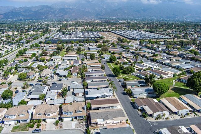 929 E Foothill Boulevard 31, Upland, CA 91786