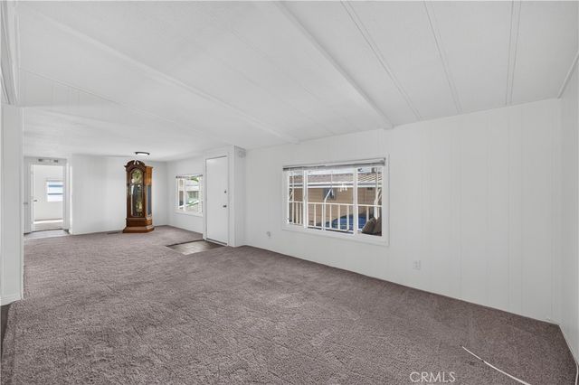929 E Foothill Boulevard 31, Upland, CA 91786