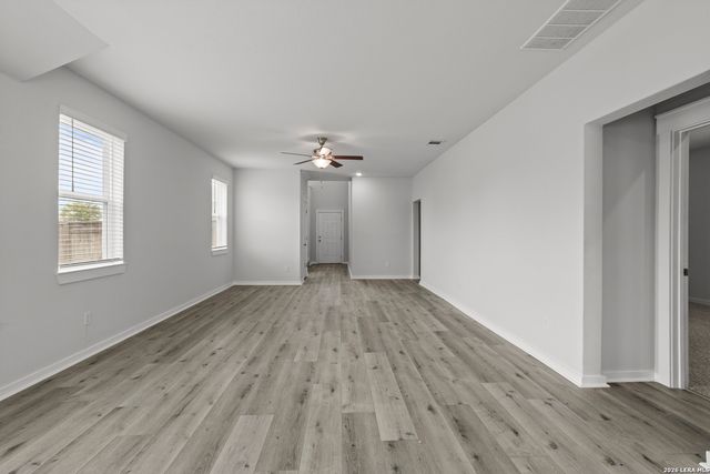 4837 PARK GLN, Marion, TX 78124