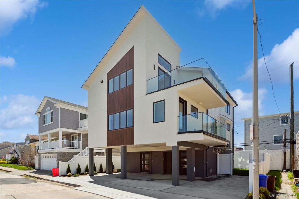 27A Kerrigan Street, Long Beach, NY 11561