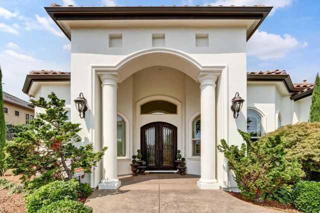 630 Lakeridge Dr, Auburn, CA 95603