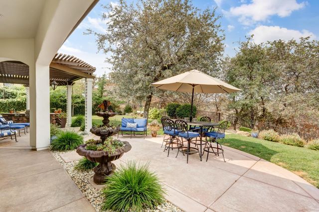 630 Lakeridge Dr, Auburn, CA 95603