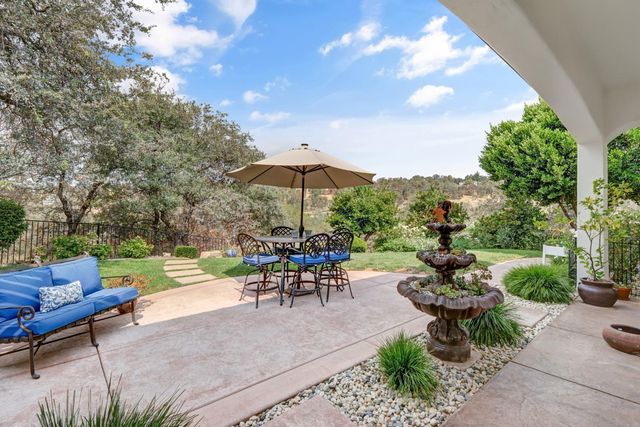630 Lakeridge Dr, Auburn, CA 95603