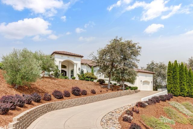 630 Lakeridge Dr, Auburn, CA 95603
