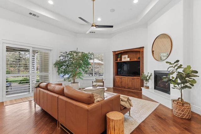 630 Lakeridge Dr, Auburn, CA 95603